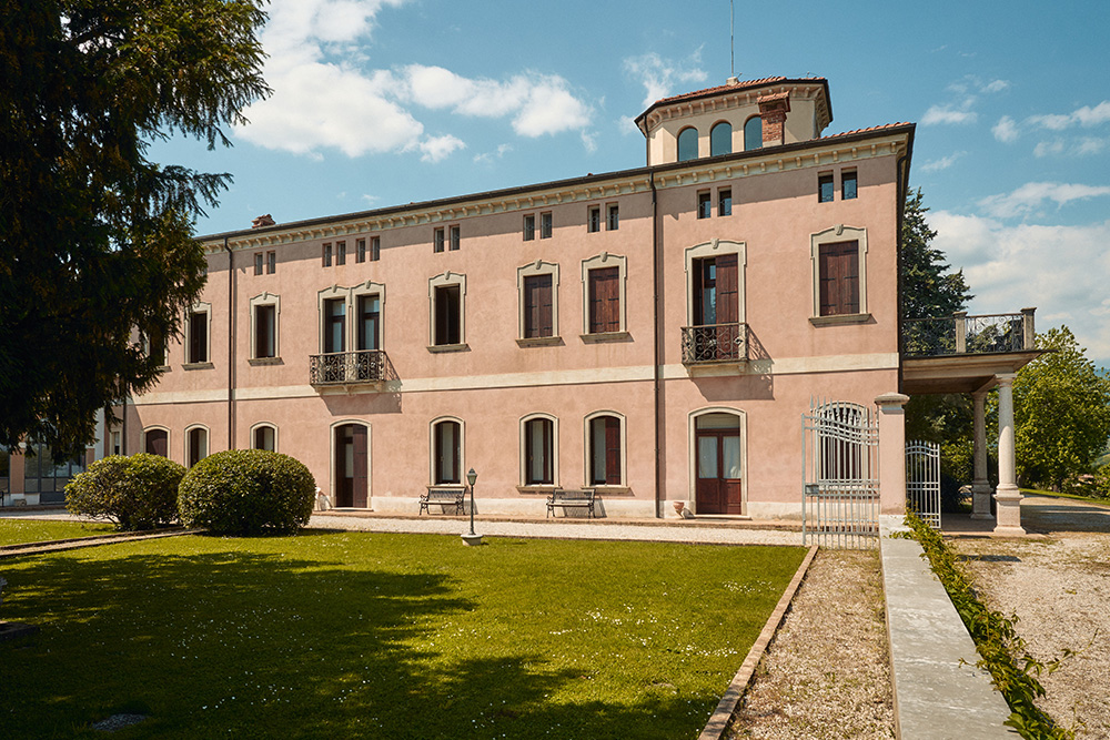 struttura villa elettra ca delle ore